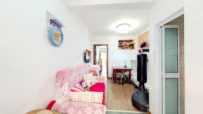 卫桥新村二手房实景图