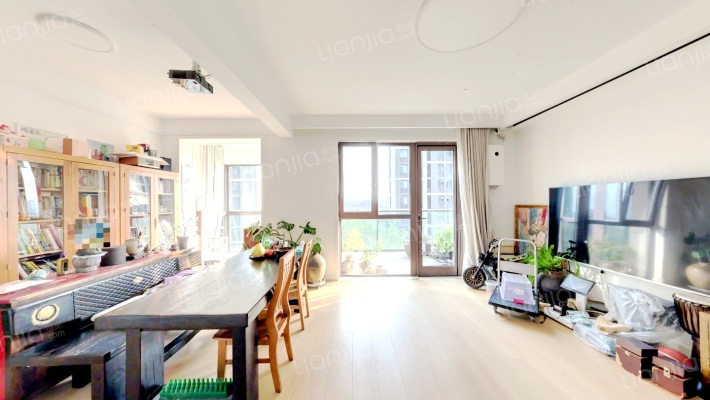 歌尔绿城观云里二手房实景图