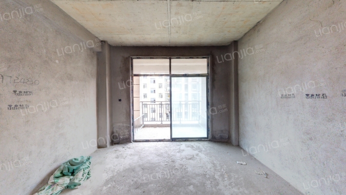 远泉绿城二手房实景图