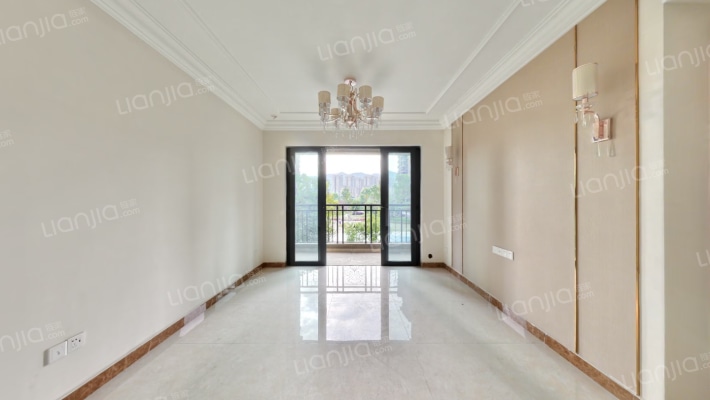 恒大健康城一期B区二手房实景图