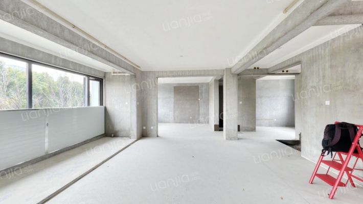 鸿翔天誉府二手房实景图