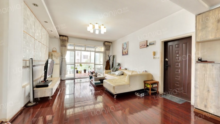 青青美庐东区二手房实景图