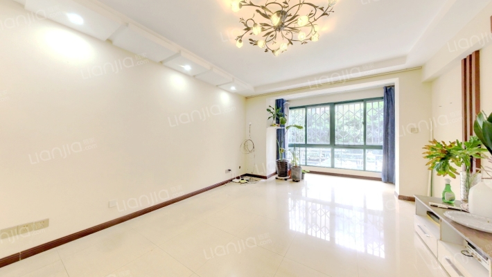 新康花园揖峰苑二手房实景图