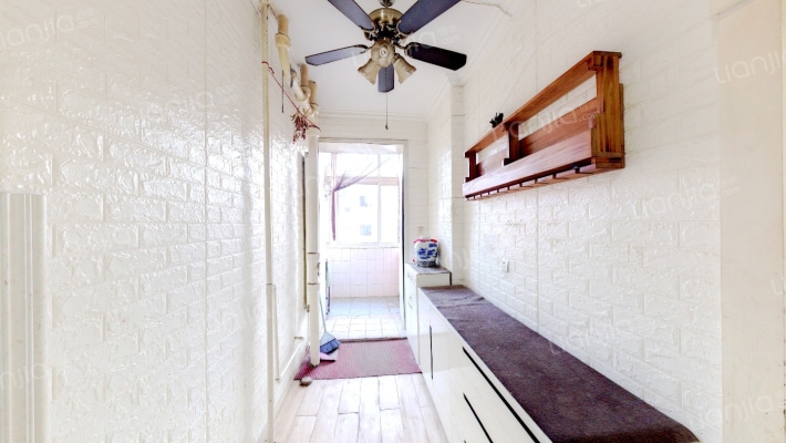 中核二三东院二手房实景图