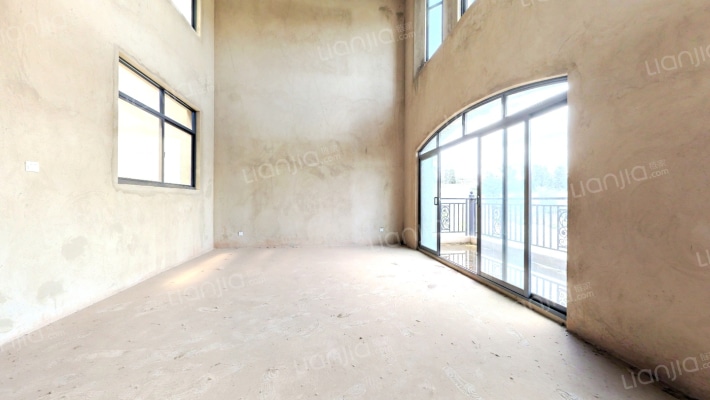 创佳半山御府二手房实景图