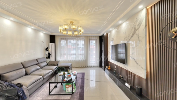 泰莱16区二手房实景图