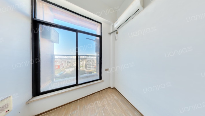 保利达小行星二手房实景图