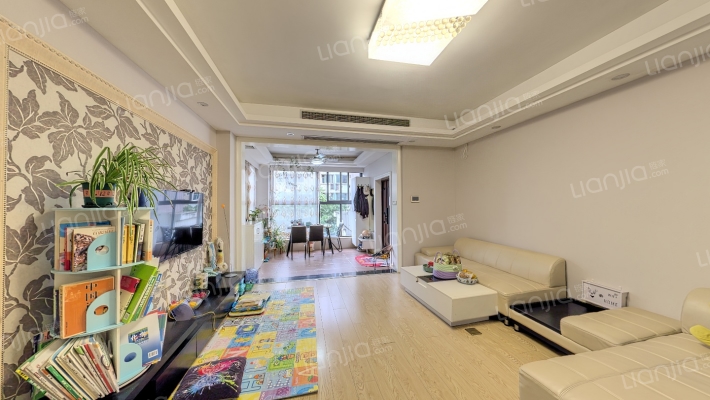 国际华城B区二手房实景图