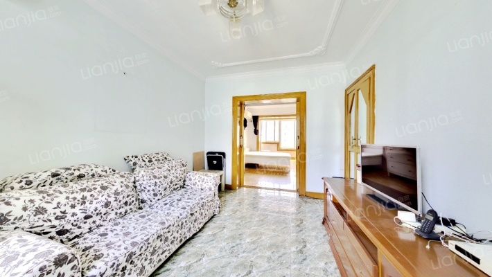 宝安新苑二手房实景图