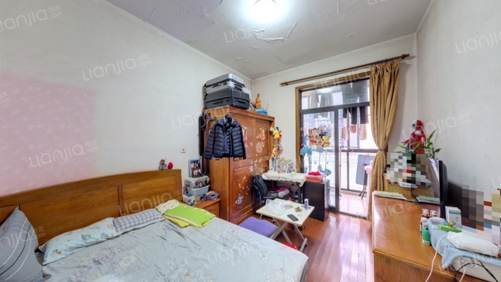 联富假日公寓二手房实景图