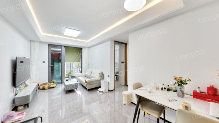 会展湾雍境花园二手房实景图