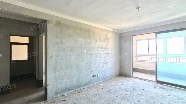 东邻湖苑二手房实景图