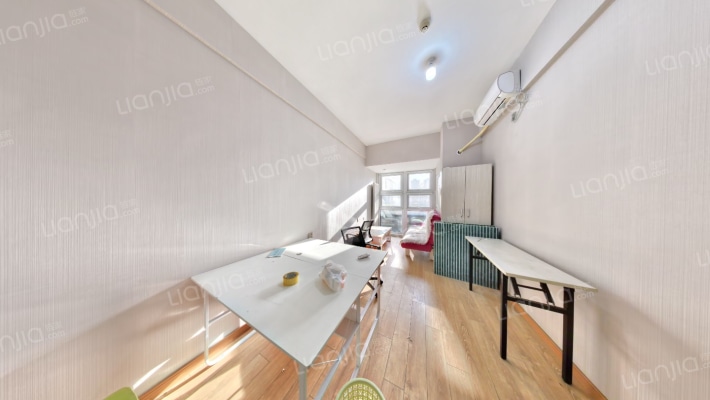 万科城际之光二手房实景图