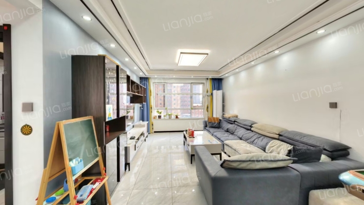 金地铁西檀府二手房实景图