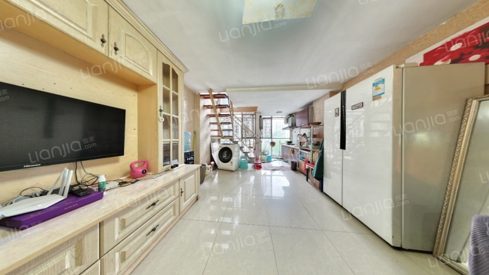 楠丽湾二手房实景图