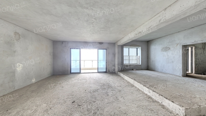 蓝湾豪庭二手房实景图