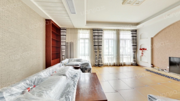 大众湖滨雅园二手房实景图