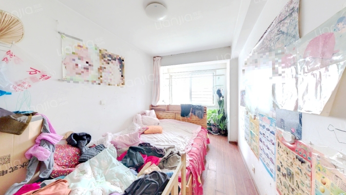 只楚小区二手房实景图