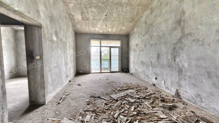 兰花村1期二手房实景图