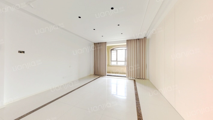 绿城理想之城蓝庭C区二手房实景图