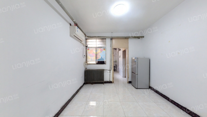 南阳路135号二手房实景图