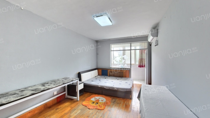 海泊苑二手房实景图