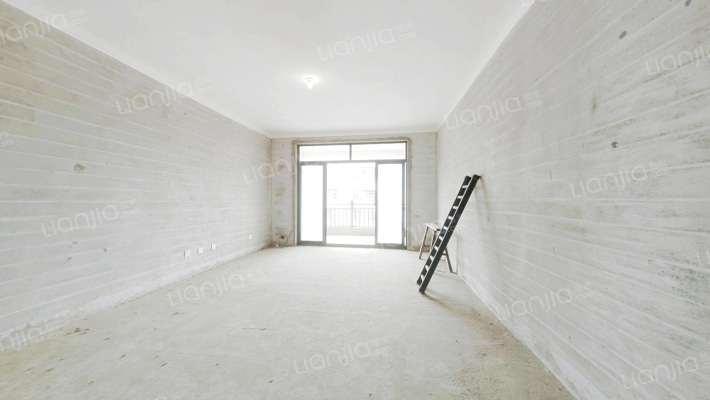 君悦华庭东区二手房实景图