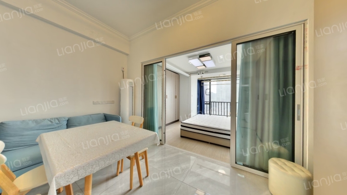 凯马汽车用品城二手房实景图