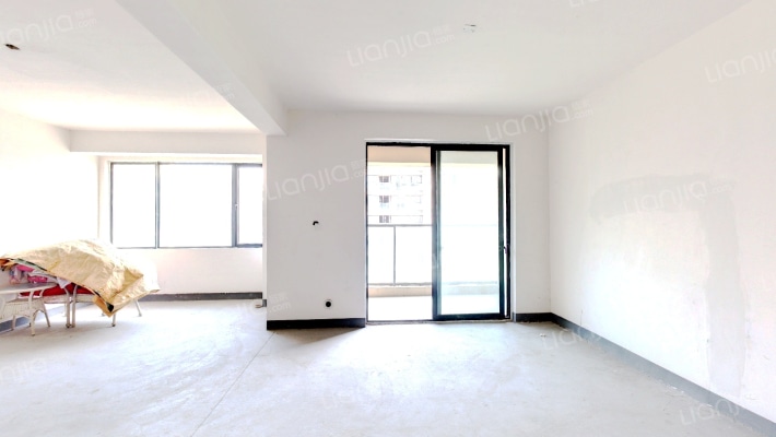 兰墅公寓三期二手房实景图