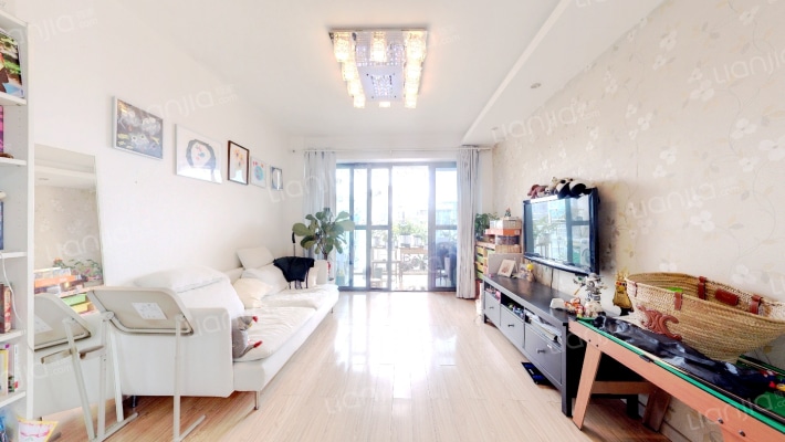 莱蒙水榭春天三期二手房实景图