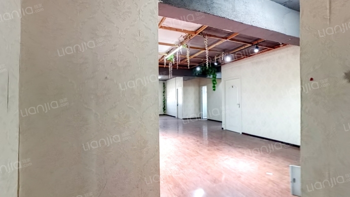 博雅·财智广场二手房实景图