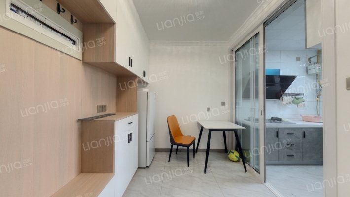 西航三校小区二手房实景图