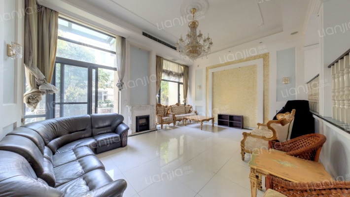 金铭文博水景(别墅)二手房实景图