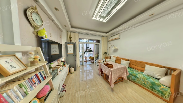 财富广场二手房实景图