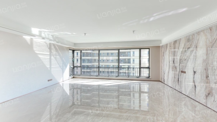 保利天珺二手房实景图