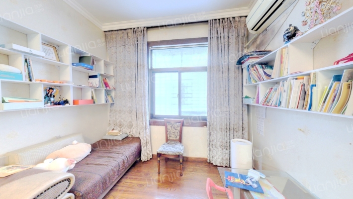 松组团二手房实景图