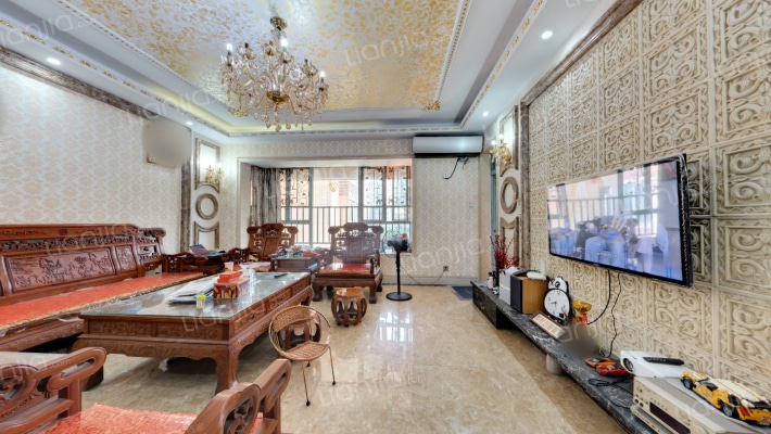 公园大地八期二手房实景图