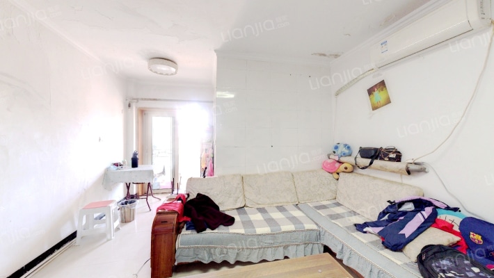 金属公司二手房实景图