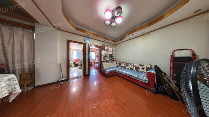 六合公寓二手房实景图