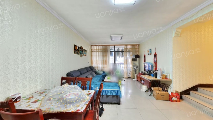 金佳小区二手房实景图