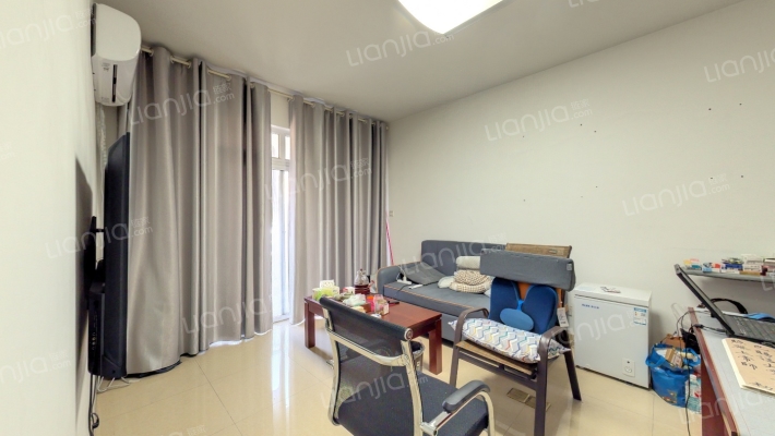 赛纳花苑二手房实景图