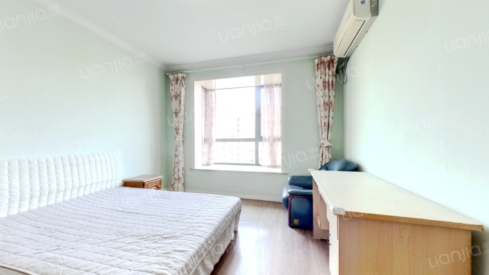 万博家园二手房实景图