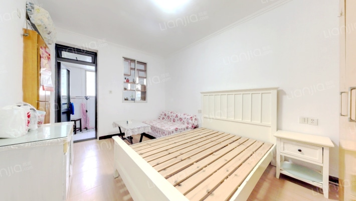 人民路64号二手房实景图