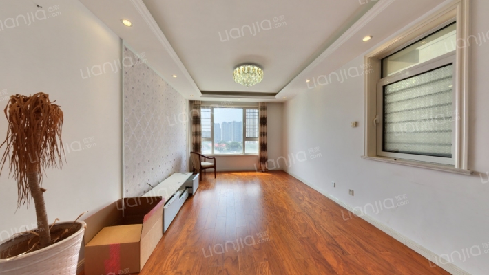 海信湖岛世家二手房实景图