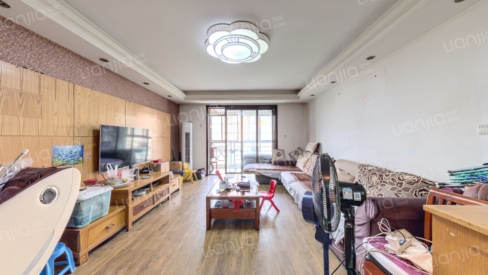 博雅新城E区二手房实景图