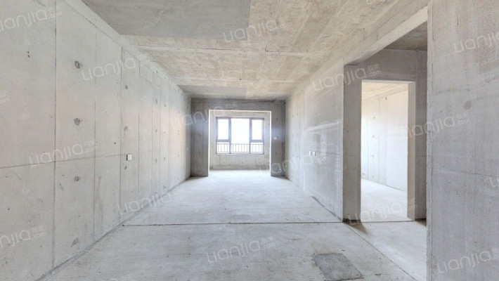 保利领秀山二手房实景图