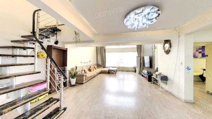 锦绣四合院二手房实景图