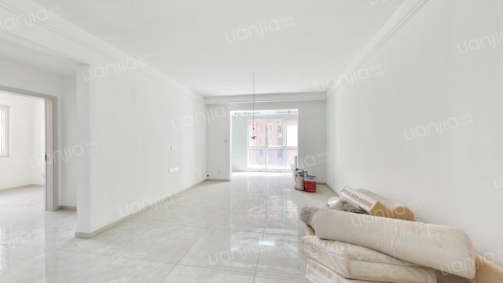 汉城湖畔二手房实景图