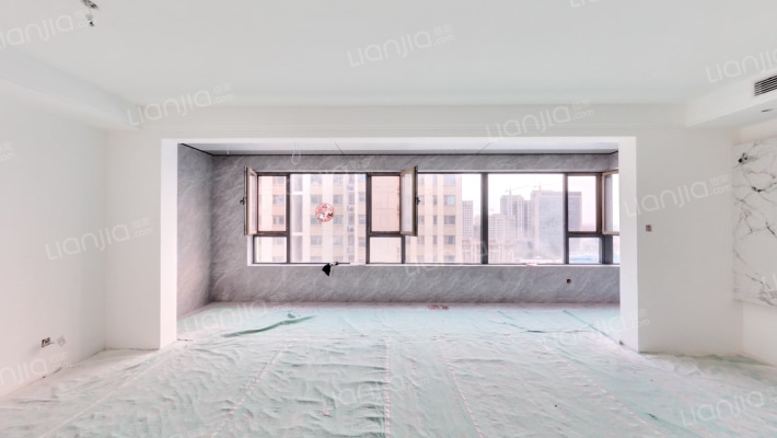 中央美地天麓二手房实景图