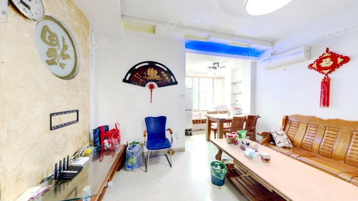 新地花园二手房实景图